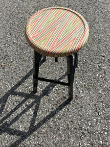 Beautiful and playful bar stool seat. made of skateboard wood layers. Fits on almost all support with round top structure.